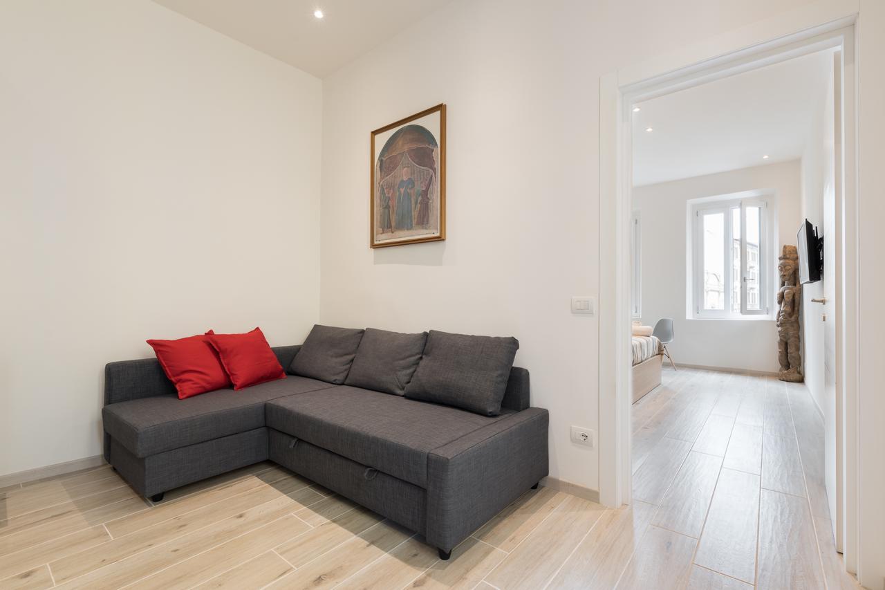 Apartamento Mudiva -Train Station Modern 1 Bdr Flat 1St Floor Florencia Exterior foto
