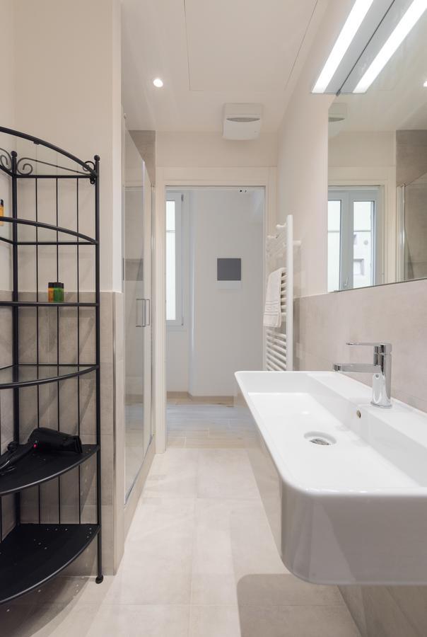 Apartamento Mudiva -Train Station Modern 1 Bdr Flat 1St Floor Florencia Exterior foto