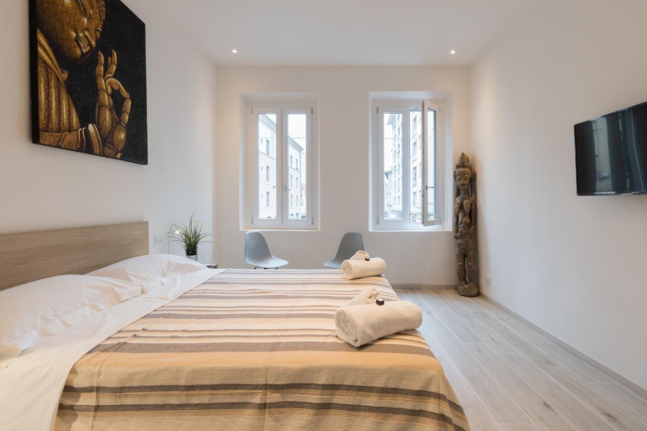 Apartamento Mudiva -Train Station Modern 1 Bdr Flat 1St Floor Florencia Exterior foto